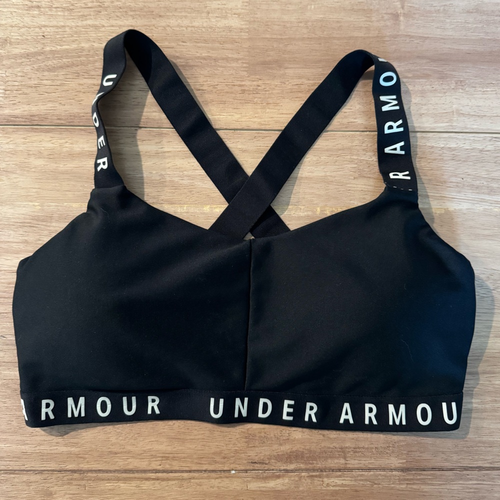 Under Armour Sports Bra - Medium